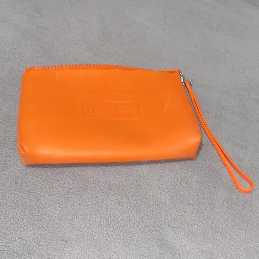 Hunter wristlet